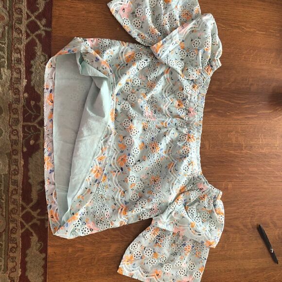 NWOT Laia Ashtabula Embroidered Floral Off The Shoulder Blouse - Picture 5 of 6